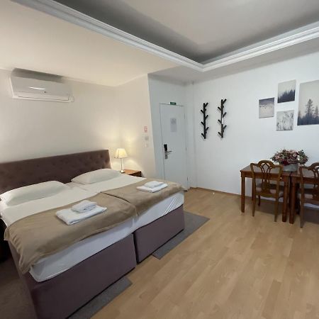 Stella Boutique Rooms Sesvete Extérieur photo
