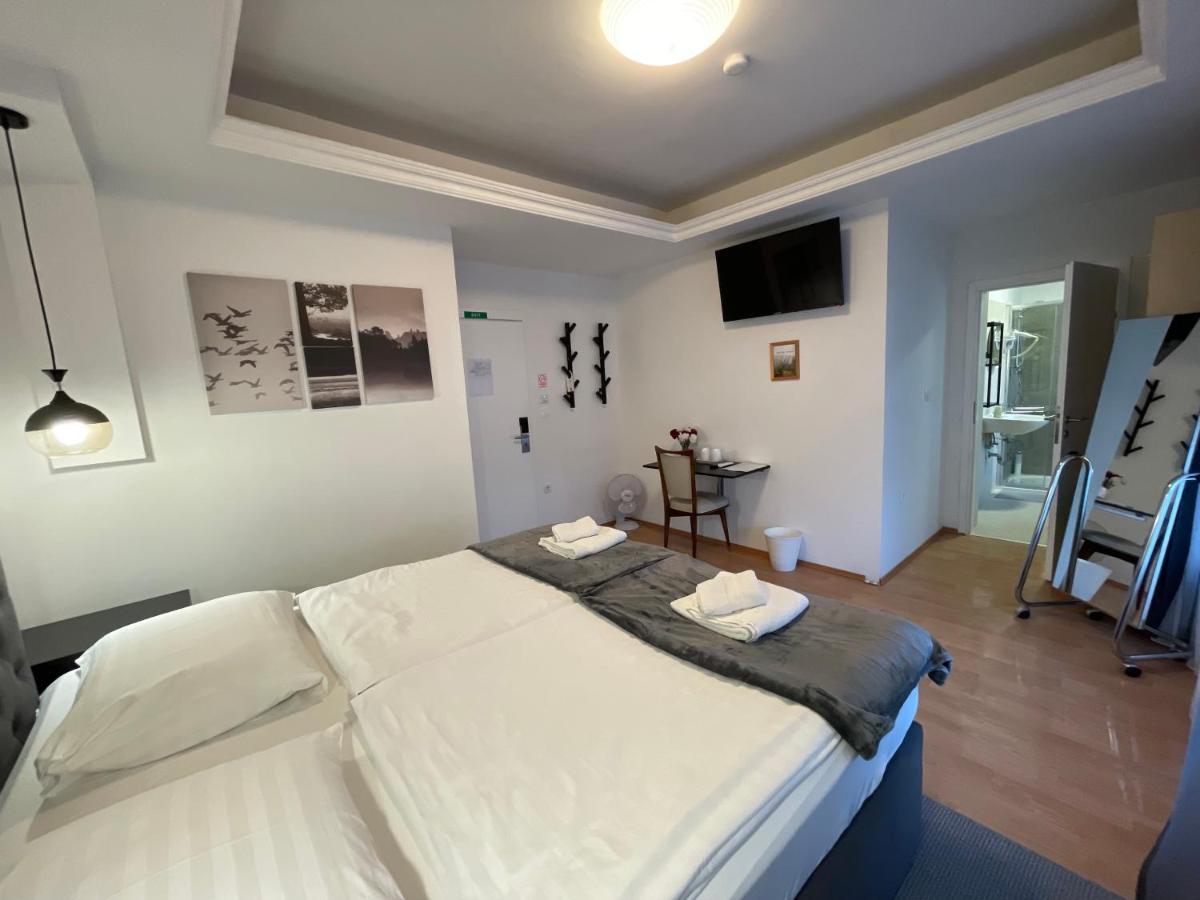Stella Boutique Rooms Sesvete Extérieur photo